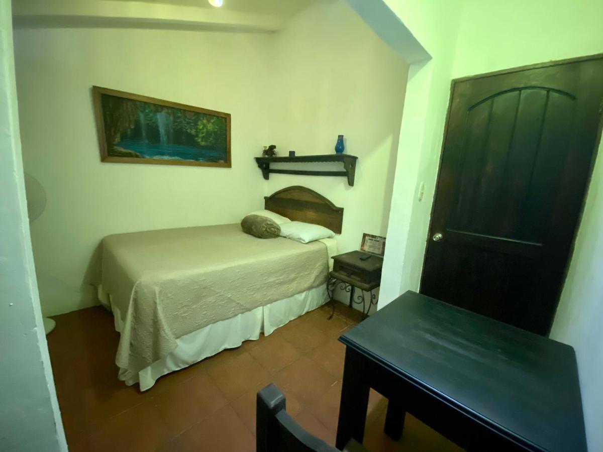 Hotel Boutique Casa Jose โคบาน ภายนอก รูปภาพ